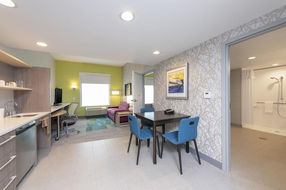Home2 Suites By Hilton Indianapolis Airport Exterior foto